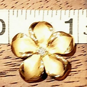 14kt Yellow Gold Plumaria and Diamond Pendant